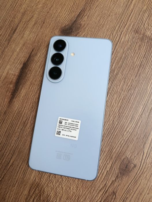 Samsung S26 12/256
