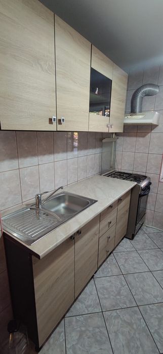 Vând apartament 4 camere, Slatina, Olt