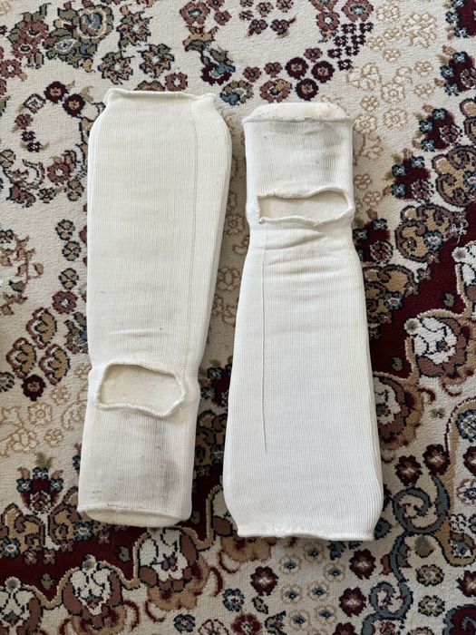 футы и перчатки продам б/у