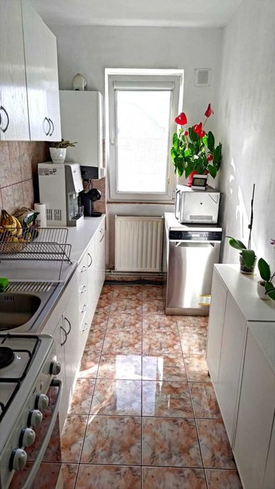 Proprietar vand apartament 2 camere,40 mp, semidecomandat, Astra, Brasov