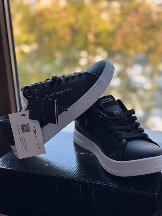 Продажа стильных качественных мужской обуви Tommy Hilfiger.  40-44 раз