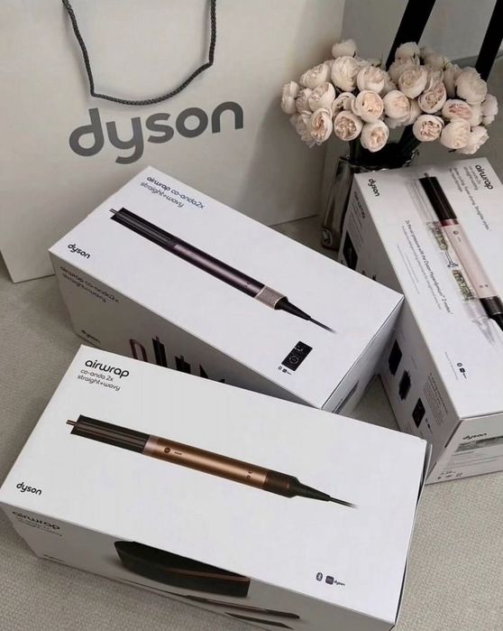 Продам новый стайлер Dyson co-anda 2x Styler с новой насадкой