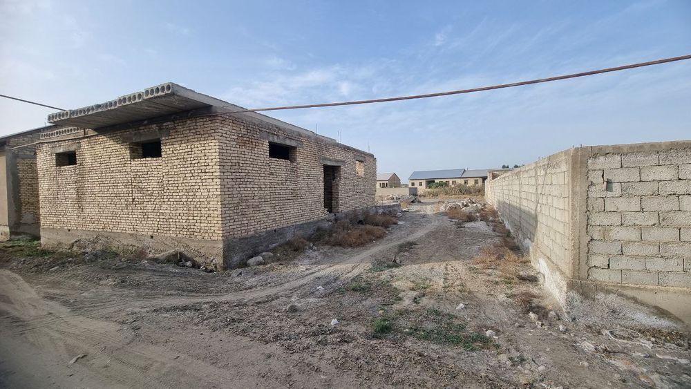 Участка сотилади