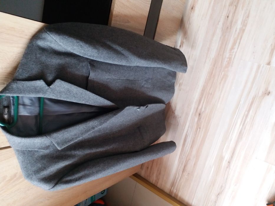 vand/schimb sacou impecabil gen ARMANI