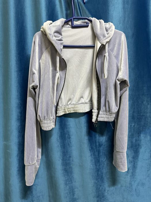 Женская спортивная одежда