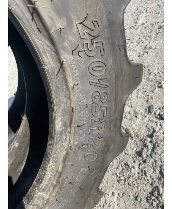 Anvelopa 250/85 r20 bkt agrimax RT855 116A8 2508520  Cauciucuri tractor, Fiat, Case, Fendt, John Deere, New Holland, Massey Ferguson, UTB   Cauciucuri