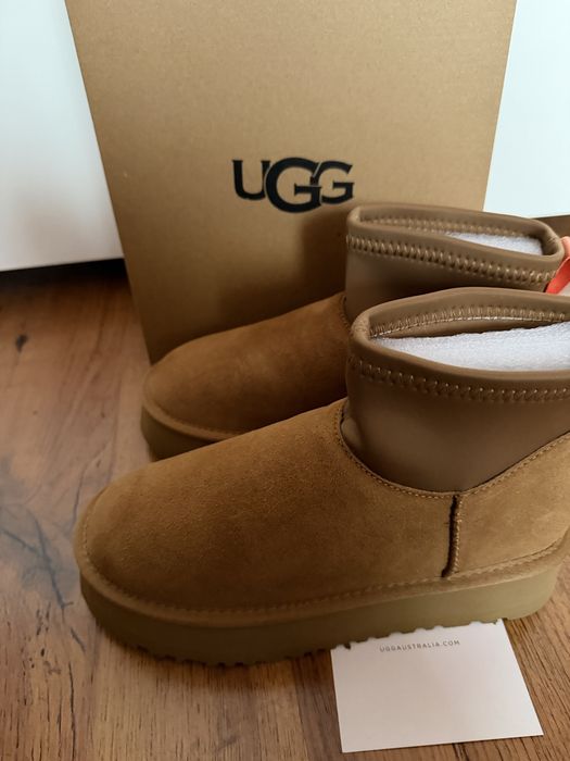 ugg mini dipper 38