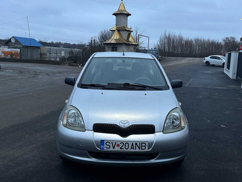 Toyota yaris 1.0 benzina 2000 impecabila !