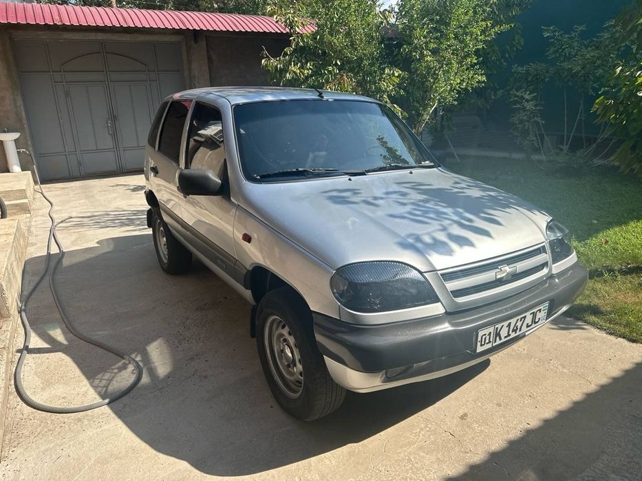 Shevrolet Niva 21 13