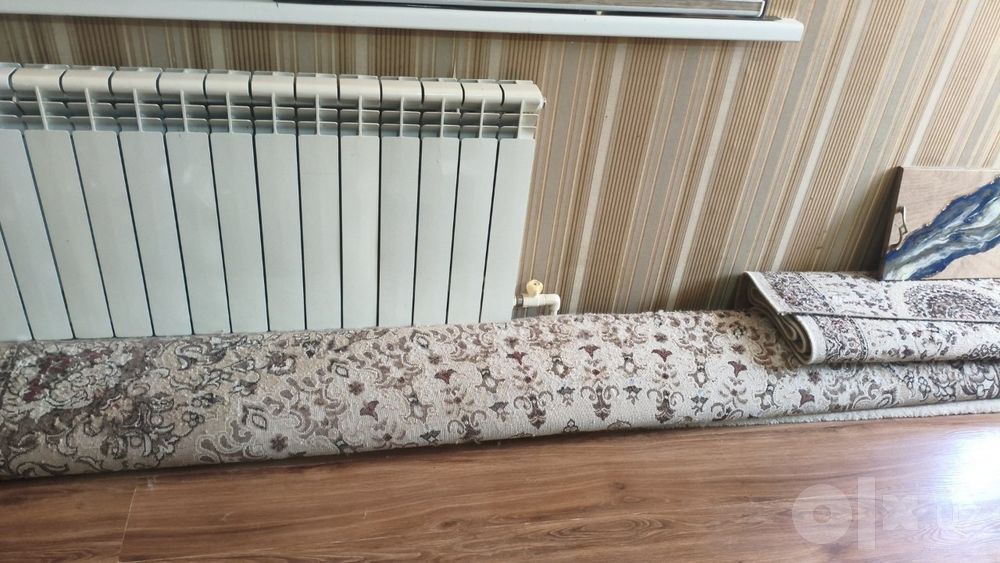 Продается ковер б/у 3*5 и дорожки 1*3