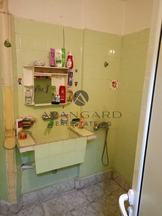 Продава се Тристаен апартамент в Пловдив, Кършияка - 85 кв.м за 1800 €/кв.м - Снимка #7