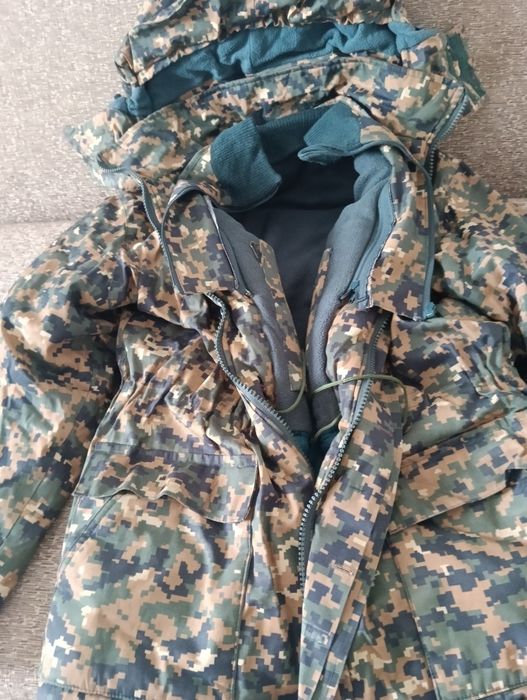 Продам комуфляж зимний