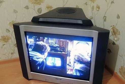 Телевизор LG с большим экраном 21" (53.3 см) для ретро-игр и гейминга