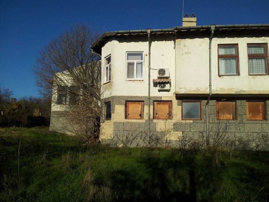 Продава се Къща в Варна, Червен площад - 320 кв.м за 231 €/кв.м - Снимка #4