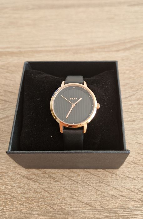 Дамски часовник DKNY