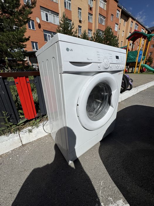 Стиральная машина LG 5 кг требует ремонта