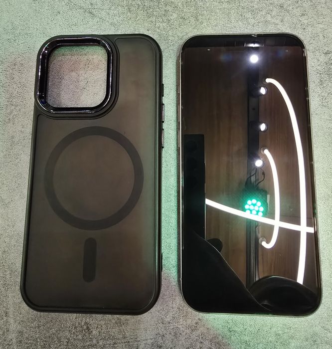 Iphone 15 PRO eSIM USA Titanium silver