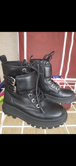 Ботинки для девочки