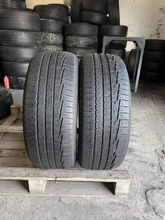 2 anvelope de iarna 225/55.17 nokian!
