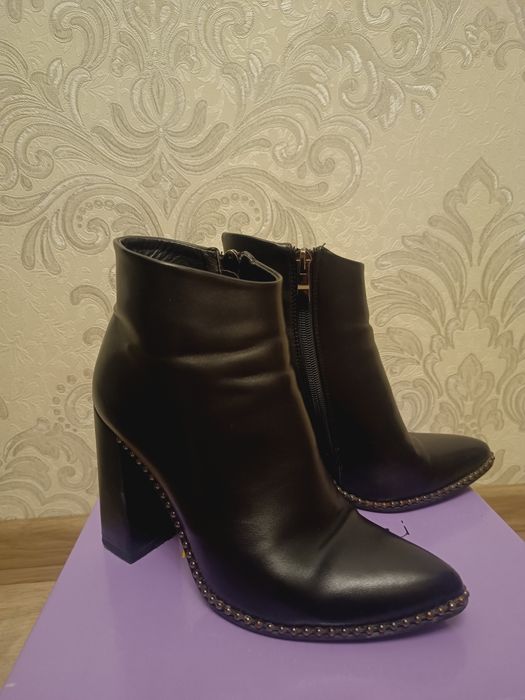Ботинки в отличном состоянии