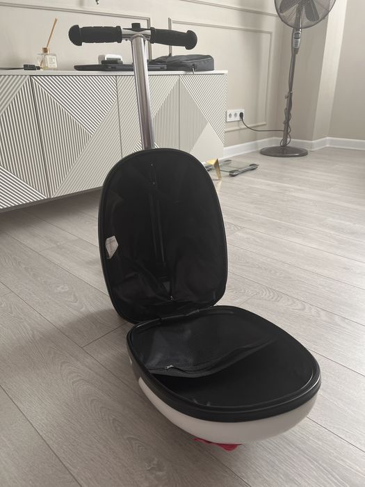 Чемодан -самокат