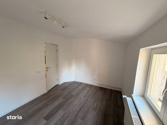 Loft 150 mp in vila interbelica, terasa proprie, intrare separata