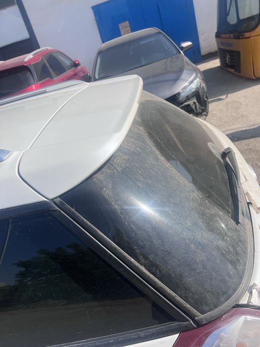 Субару аутбэк 2007 крышка багажника