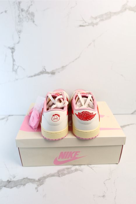 Travis Scott “Tropical Pink” ( Pre-sale )
