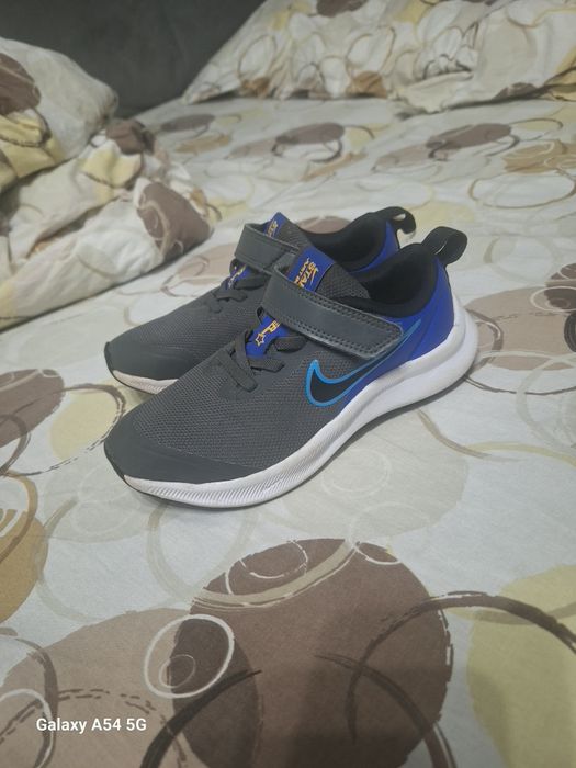 Pantofi sport/adidasi Nike copii marime 30 ( 18 5 cm)