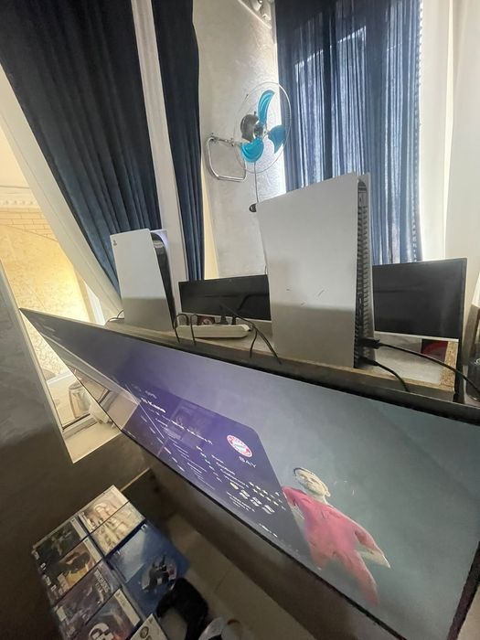 Продам 2 Комплекта PS5 + 4К Телевизор