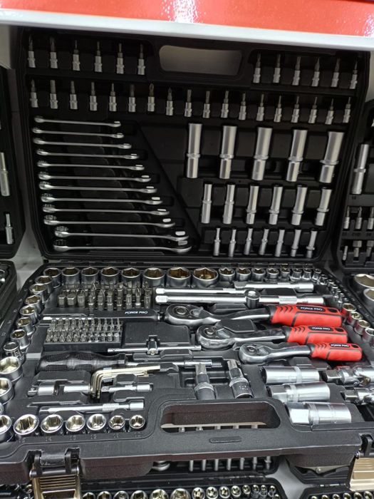 Набор ключь, Набор ключей