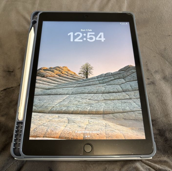 Apple iPad 9 (2021) 10.2" 64GB Wi-Fi Space Gray - Като Нов!