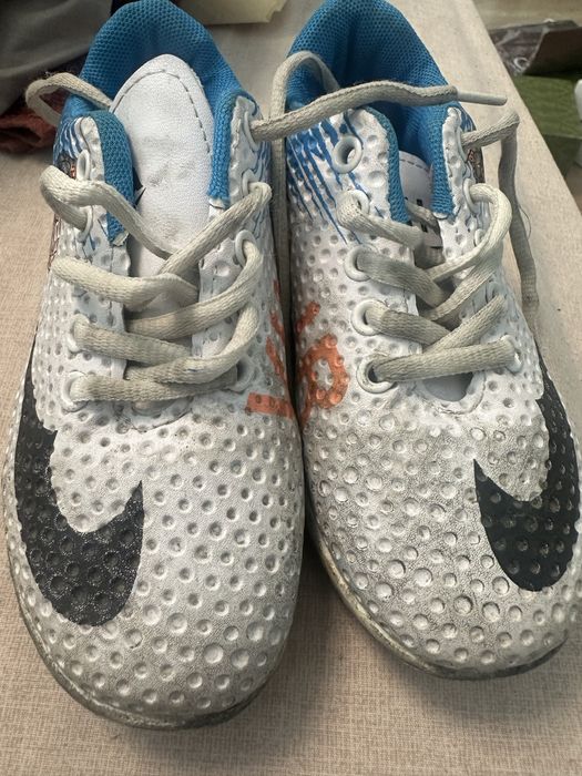 Продам сороконожки для футбола