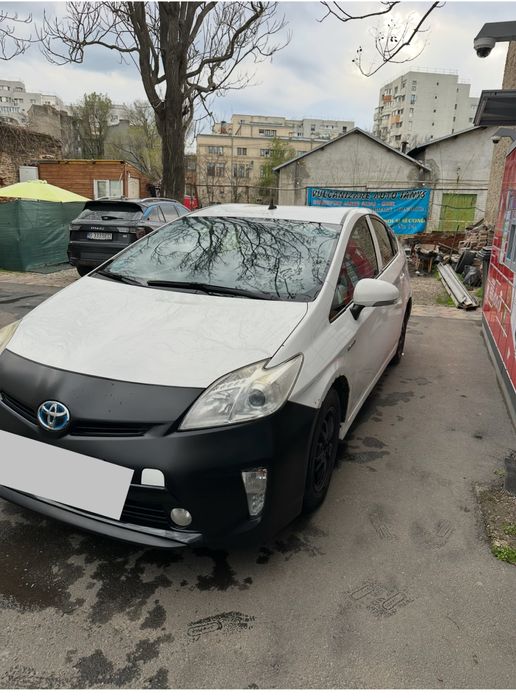 Vand toyota prius 2013 gpl