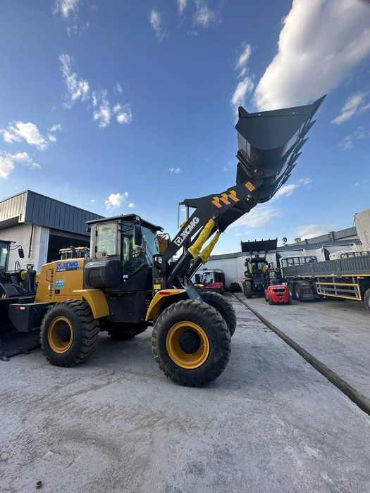 LW300FN 3180 XCMG Наличида бор 1.8куб