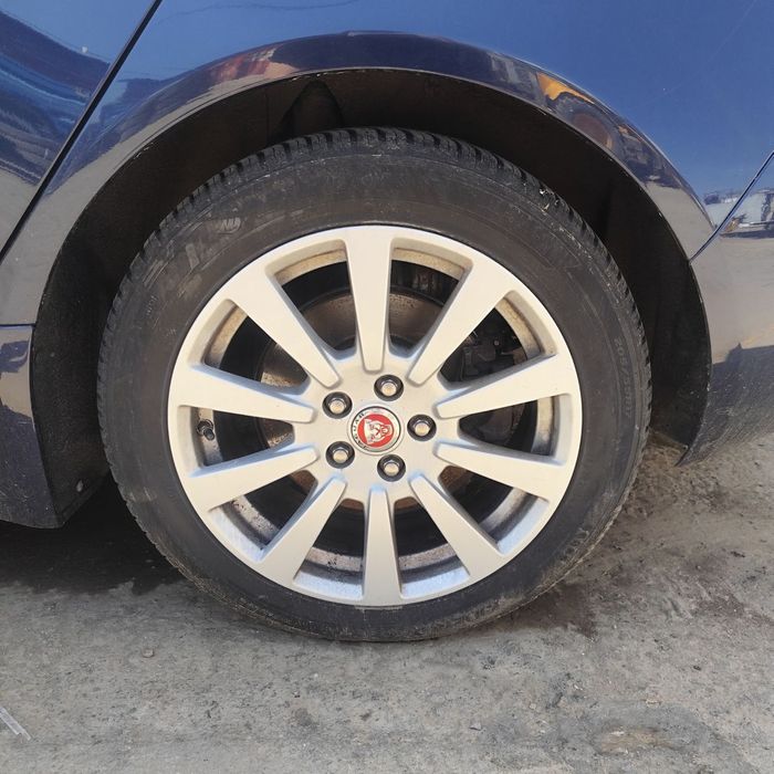 Dezmembrari  Jaguar XE (JA, X760)  2015  > 0000 2.0 D Motorina