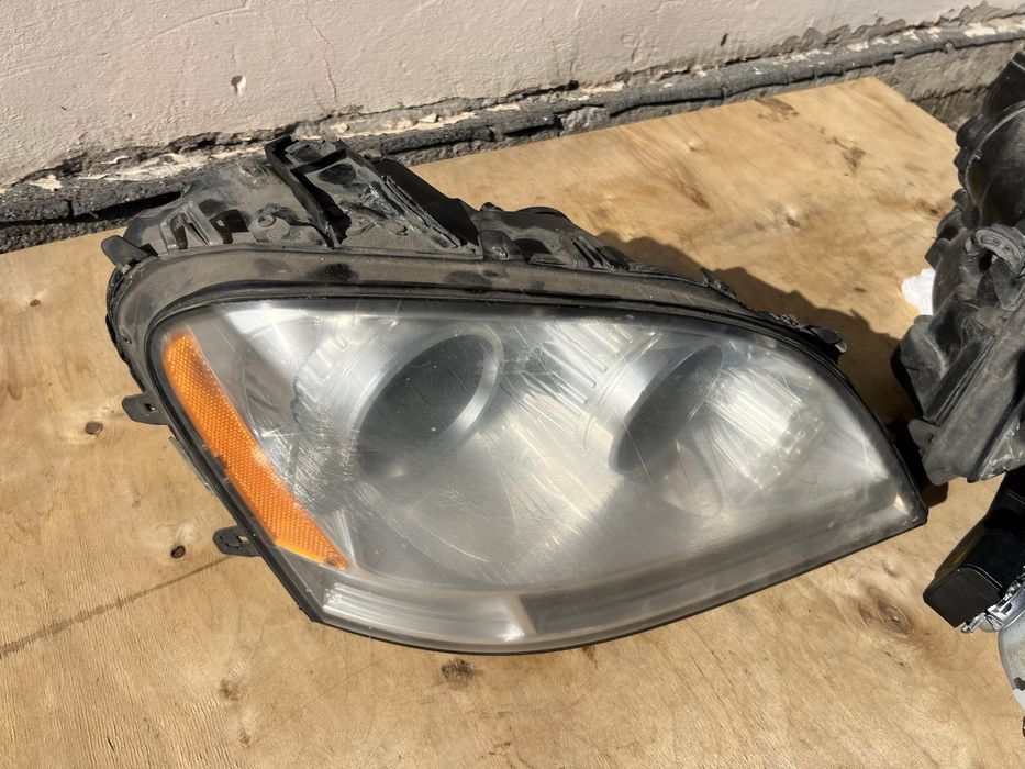 Фары на Mercedes ML w164