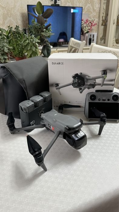 Продам Дрон Dji Air 3S Fly more Combo