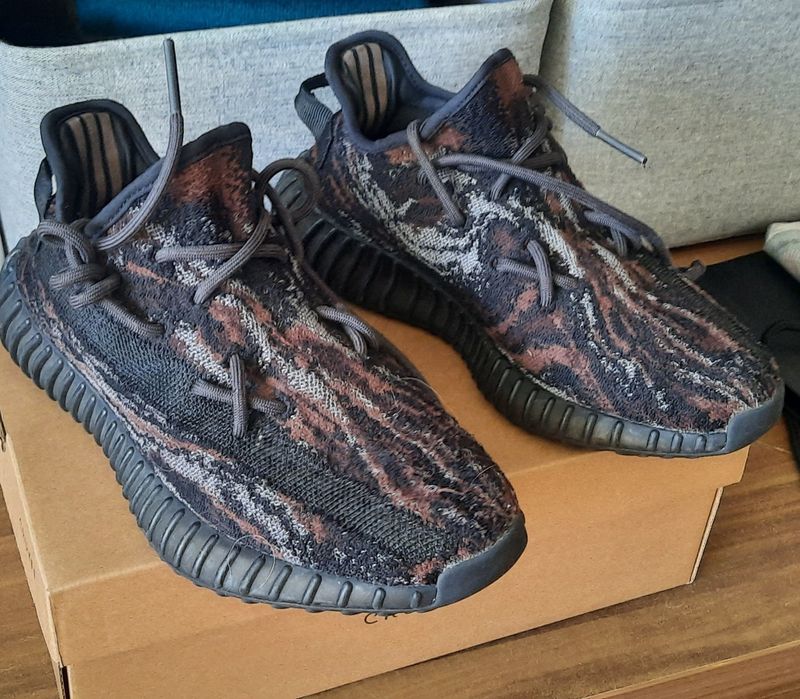 Маратонки adidas yeezy 350