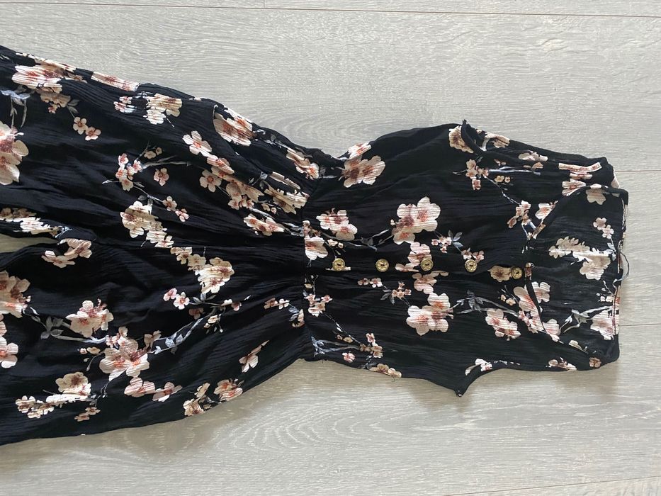 Гащеризон с флорални мотиви