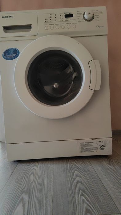 Стиральна машинка автомат