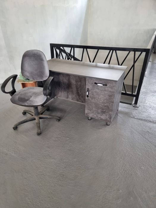 Офисная мебель, новая.