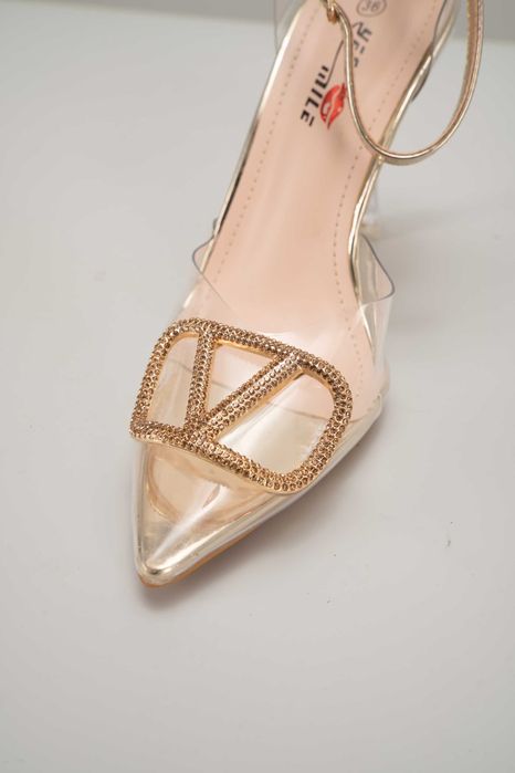 Елегантни Обувки с висок ток 36 номер