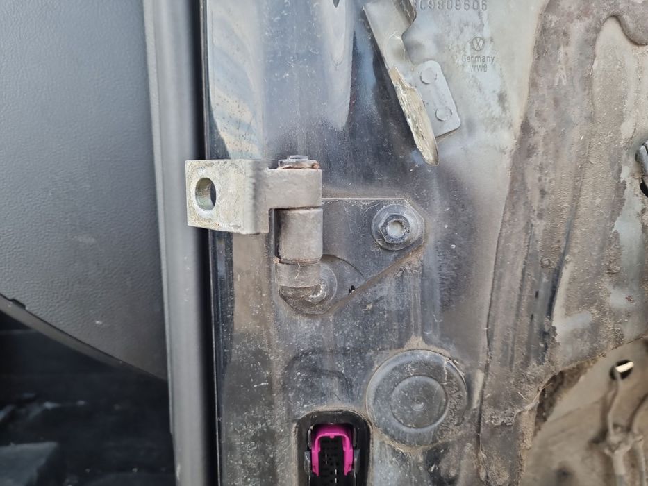 Set balamale usa dreapta fata Volkswagen Passat B6 Variant (3C5) [Fabr