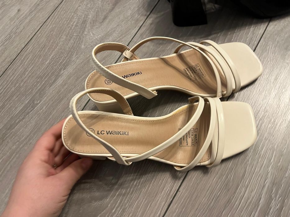 Sandale nr 39  superbe