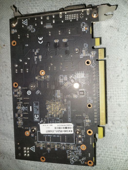 Placa video 8gb DDR 5