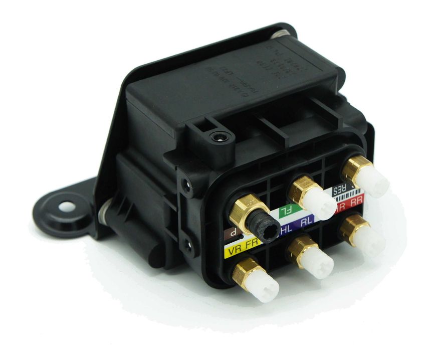 Блок клапанов на W221.