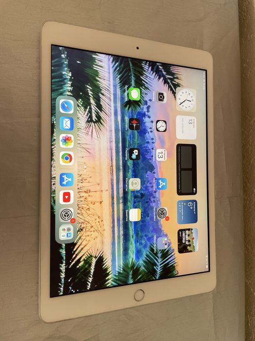 iPad gen8, 32Gb.