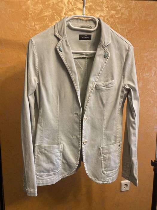 Сако в бледо зелен цвят