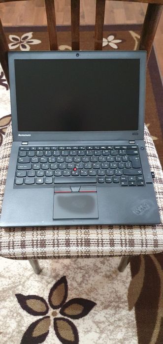 Продавам леново thinkpad X250